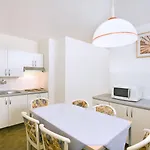 Lanterna Апарт-отель