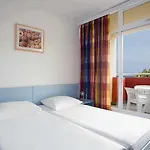 Lanterna Апарт-отель 2*