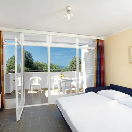 Lanterna Sunny By Valamar
