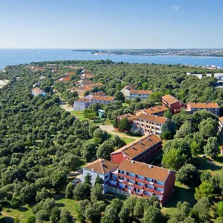 Lanterna Sunny By Valamar Apartahotel Tar-Vabriga