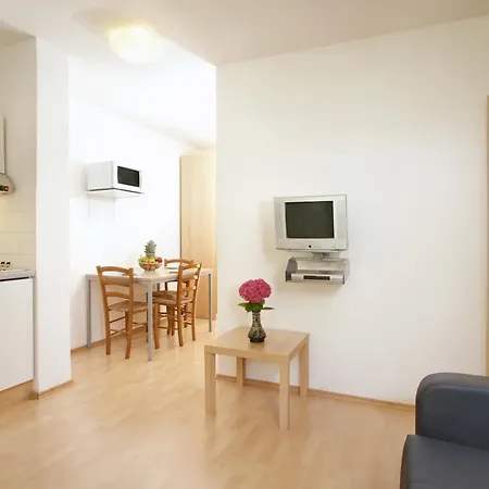 Lanterna Ξενοδοχείο με διαμερίσματα