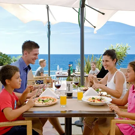 Lanterna Sunny By Valamar Apartahotel Tar-Vabriga
