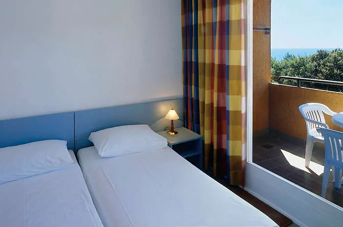 Lanterna 2* Tar-Vabriga