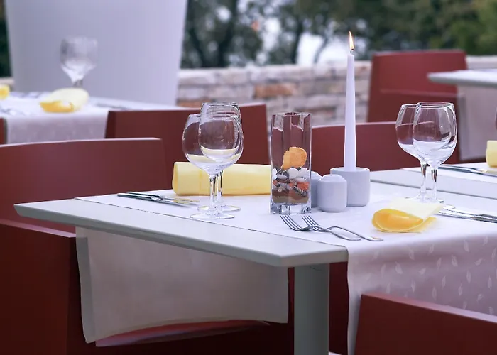 Lägenhetshotell Lanterna 2*