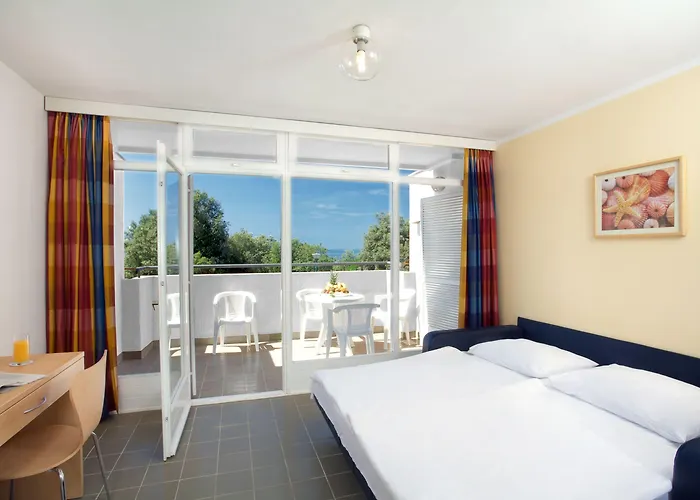 Lägenhetshotell Lanterna Tar-Vabriga