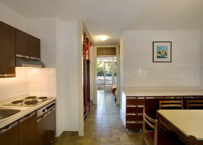 Lanterna Lägenhetshotell 2*