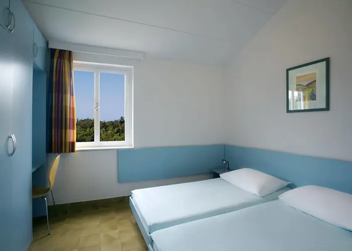 Lägenhetshotell Lanterna 2*