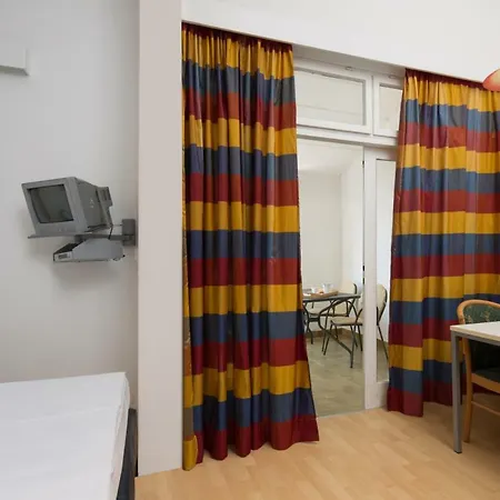 شقة فندقية Lanterna 2*