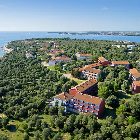 Apart Otel Lanterna Tar-Vabriga